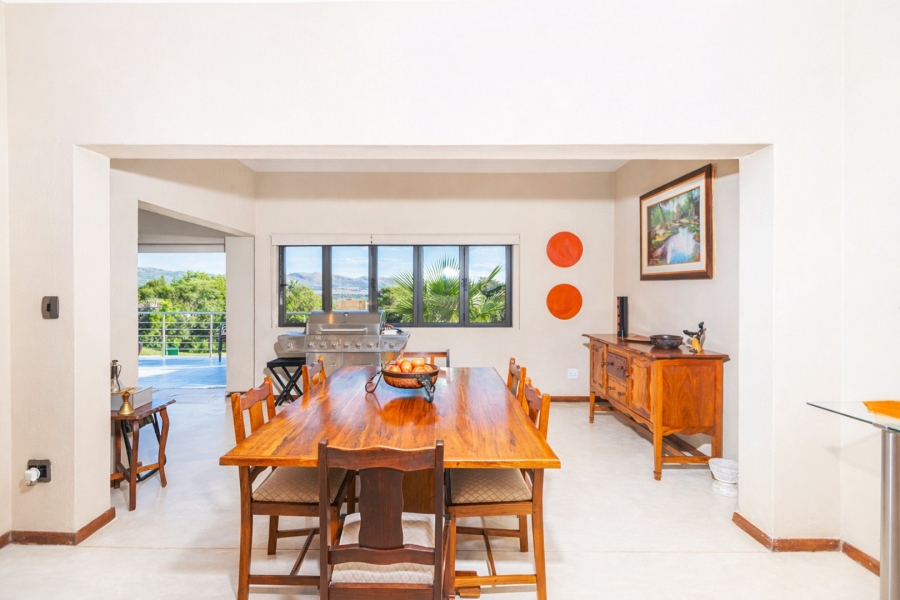 3 Bedroom Property for Sale in Caribbean Beach Club North West